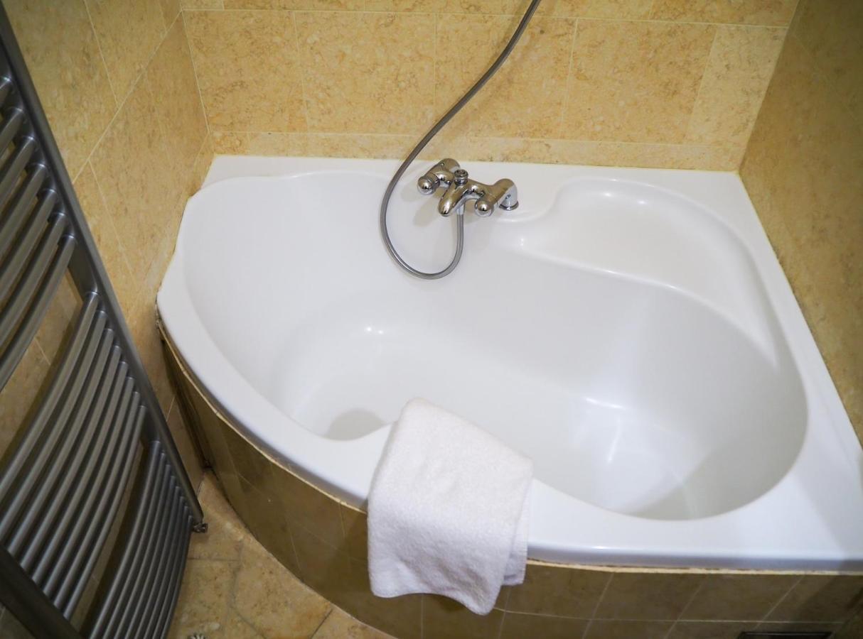 Smetanovo Nabrezi - Riverview Old Town Apartment Прага Экстерьер фото